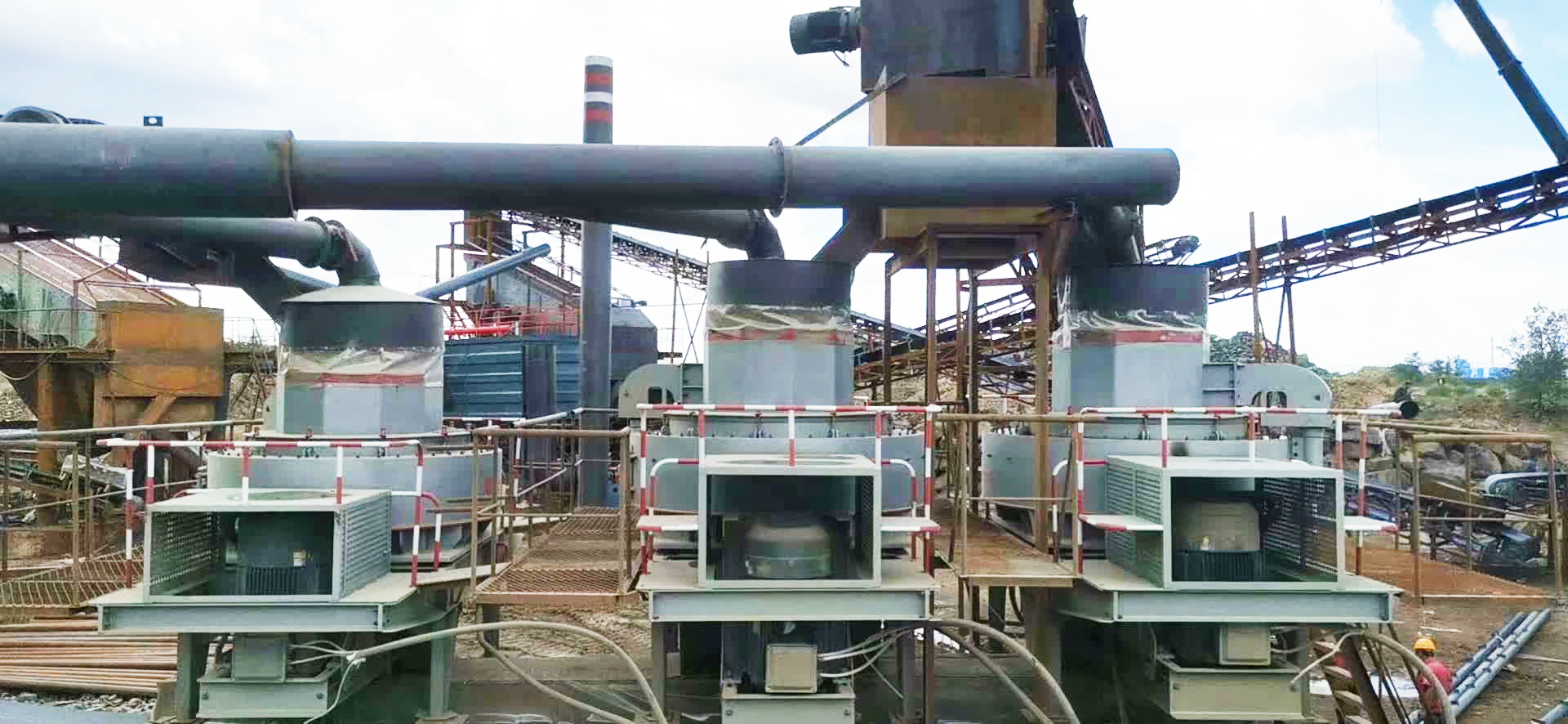 立軸制砂機(jī)應(yīng)用現(xiàn)場(chǎng)